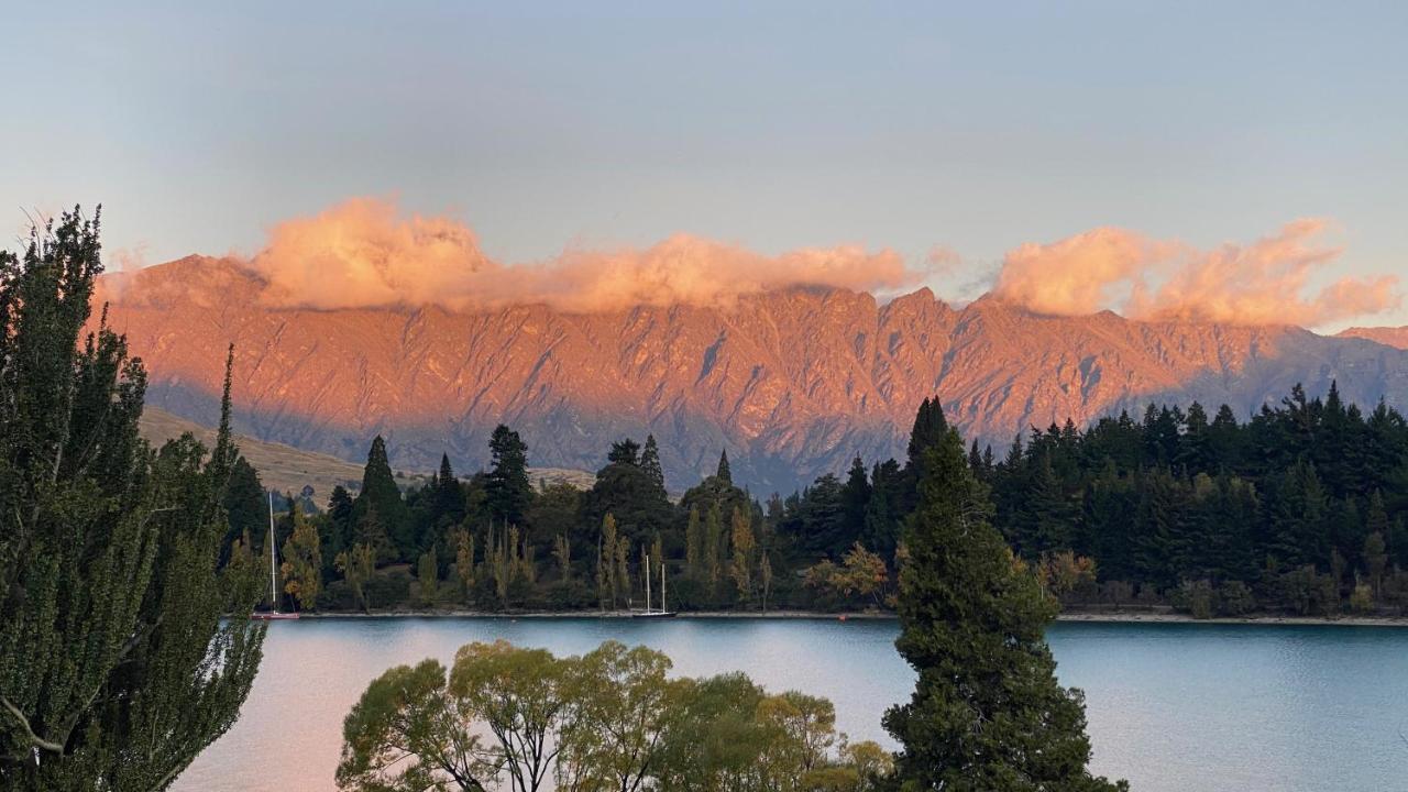 Lakefront Luxury Penthouse Central Queenstown Exterior photo